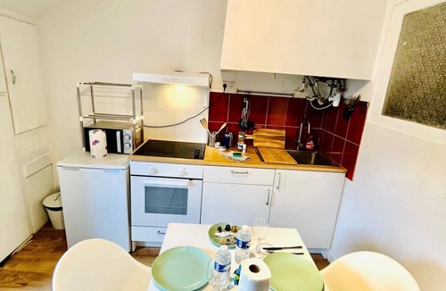 Waldeck-Sully Apartment | Le SAINT CLEMENT in the heart of Nantes 5min from Nantes Nord train station