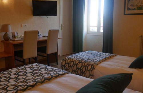 Montmelard Hotel | Le Saint Cyr