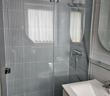 Saint-Prix Apartment | Le Saint Jacques - Gite 2 pièces indépendant vue sur Paris et jardin