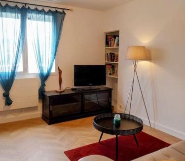 Tarbes Apartment | Le Saint Jean - 2 chambres - centre ville