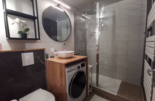 Parc-Chevreul Apartment | Le Saint Louis DIJON