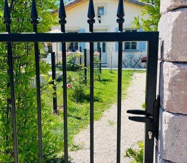 Chatuzange-le-Goubet House | Le Saint Marin