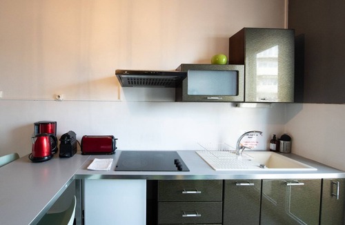 Jean Moulin - Marius Berliet Apartment | Le Saint Mo' - Nice apartment with balcony