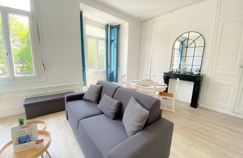 Gare Apartment | Le Saint Pierre studio centre ville Calais