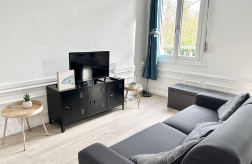 Gare Apartment | Le Saint Pierre studio centre ville Calais