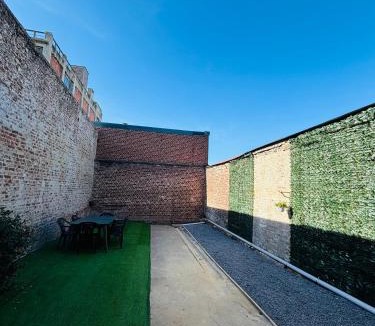Peronne House | Le Saint Sauveur - centre ville