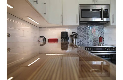 Trois-Rivieres Apartment | Le Sainte-Julie Loft & Parking