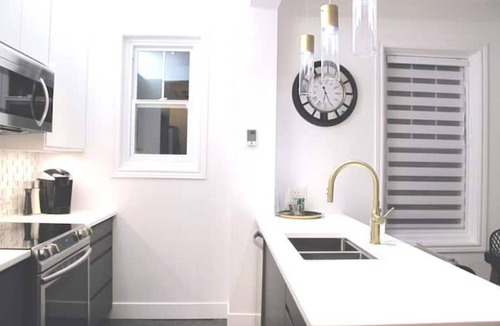 Mauricie Apartment | Le Sainte-Julie Downtown Loft & Parking
