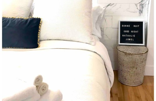 Mauricie Apartment | Le Sainte-Julie Downtown Loft & Parking