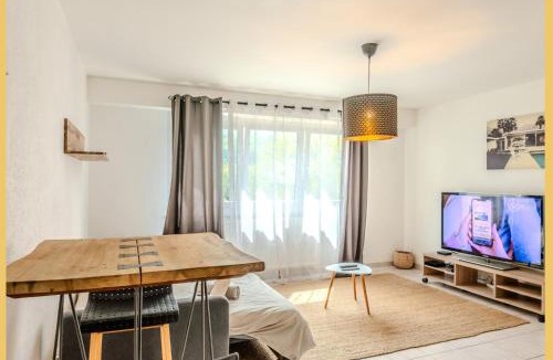 Etrembieres Apartment | Le Salève I Studio I Etrembières