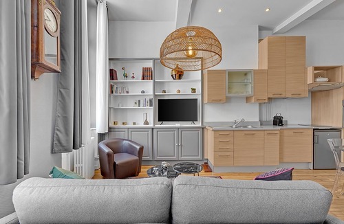 Saint-Etienne Apartment | Le Salini - One Bedroom Apartment, Sleeps 3