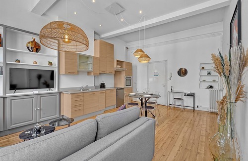 Saint-Etienne Apartment | Le Salini - One Bedroom Apartment, Sleeps 3