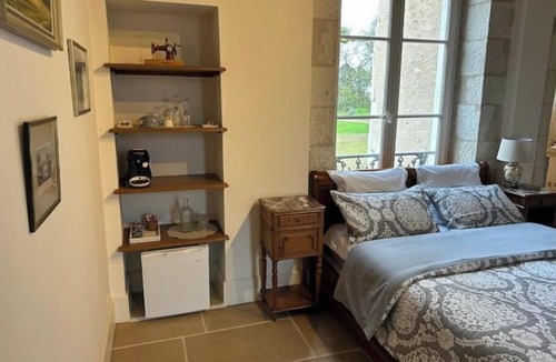 Lureuil Bed & Breakfast | Le Salon at La Brosse Estate – Accessible & Pet-Friendly Countryside Escape