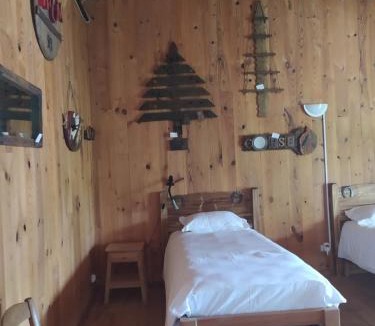 Chazey-sur-Ain House | le saloon