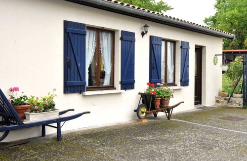 Bouy House | Le Sans Souci - Bouy