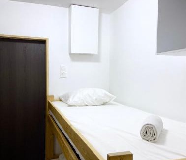 La Grande-Motte Apartment | LE SAOMA, studio cabine, parking privé, climatisation