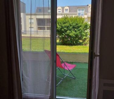 Margny-les-Compiegne Apartment | Le Saphir - Appartement et terrasse