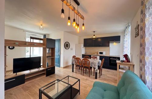 Noyen-sur-Sarthe Apartment | Le Satin - 7 pers - Duplex - Home&Service