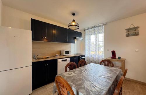 Noyen-sur-Sarthe Apartment | Le Satin - 7 pers - Duplex - Home&Service