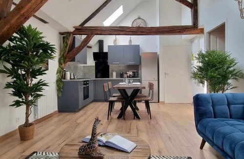 Meyssac Apartment | Le Savane