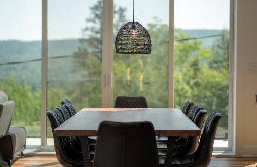 Saint Come Ski Chalet | Le Savannah Vue-Accès Lac-Spa-Terrasse-14 voyageurs- Val St-Côme