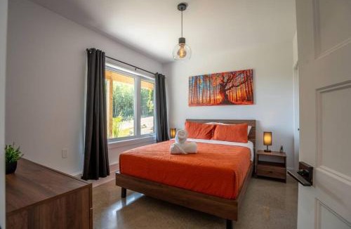 Saint Come Ski Chalet | Le Savannah Vue-Accès Lac-Spa-Terrasse-14 voyageurs- Val St-Côme