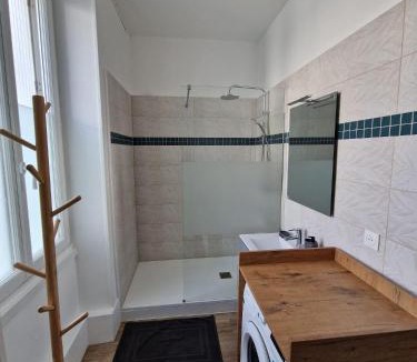 Saint-Nazaire Apartment | Le Savary appart centre-ville près des Chantiers