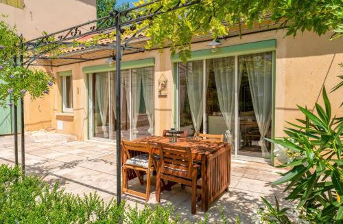 Bollene House | Le Secret D'hestia