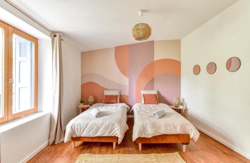 Carcassonne Villa | Le Secret des Remparts - Jacuzzi- Vue Cité - Free Parking - Climatisation