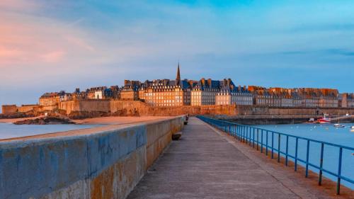 Courtoisville-Sillon-Moka Apartment | Le sentier marin