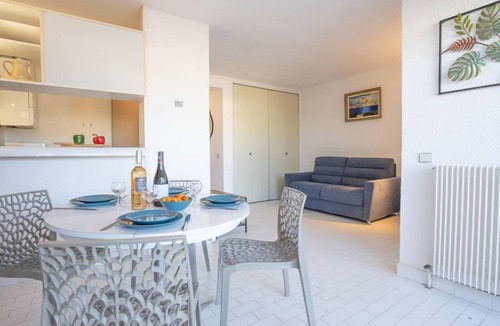 Le Grau-Du-Roi Apartment | Le Serpent de Mer by Interhome