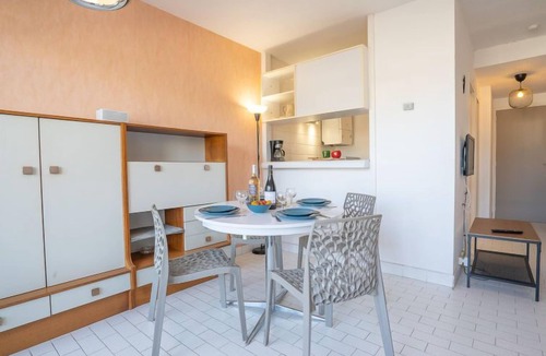 Le Grau-Du-Roi Apartment | Le Serpent de Mer by Interhome