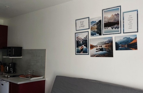 Belvedere Apartment | Le Serre - Studio with large private garden.