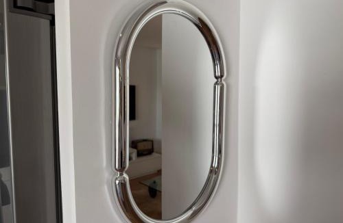 La Gare Apartment | Le Seventies