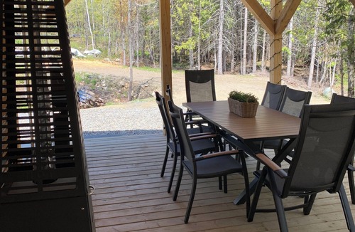 Sacre-Coeur-de-Jesus Ski Chalet | Le Shack de la Veuve, Chalet Rustique en Plein Coeur D'une Érablière