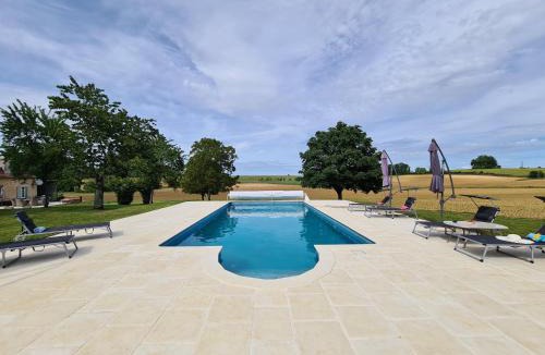 Saint-Privat-des-Pres Cabin | Le Shedeaux