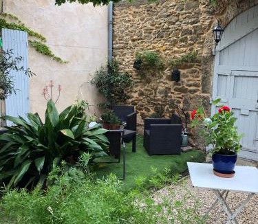 Lezignan-Corbieres Bed & Breakfast | Le Sillon d'Alaric