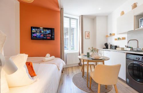 Mazamet Apartment | Le Sirocco - Studio Confort Lit Queen Size