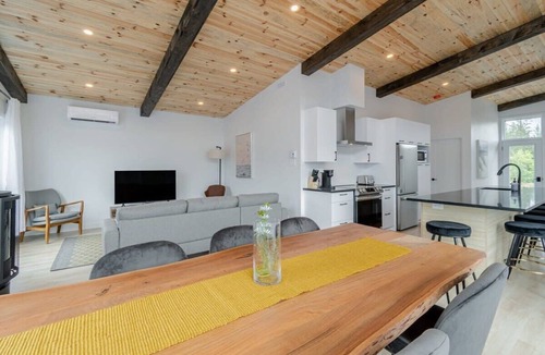Shannon Ski Chalet | Le Skadi | Private Spa & Nature in Shannon