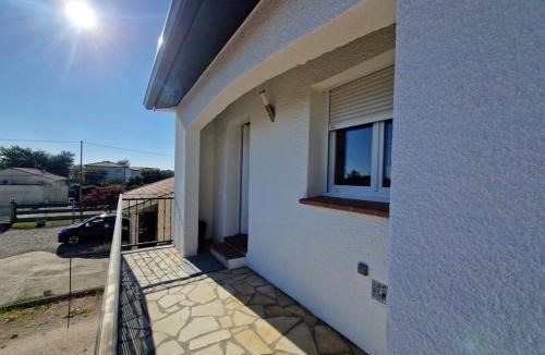 Fonsorbes Apartment | Le Smash - Terasse - Parking