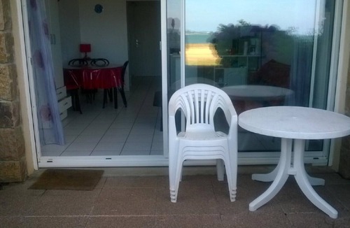Perros-Guirec Apartment | LE SOLEIL LEVANT - Beautiful studio, facing the sea