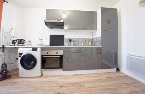 Bas-Vernet Apartment | Le Soleilcasa - 3 personnes - bureau & wifi