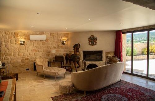 Montlaux Apartment | Le Sommet de la Tour, Vue, Calme et Chevaux