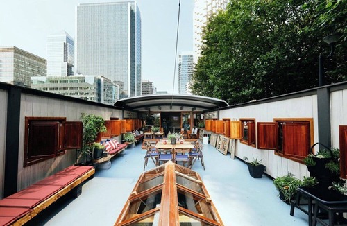 Canary Wharf Boat Rental | Le Sorelle