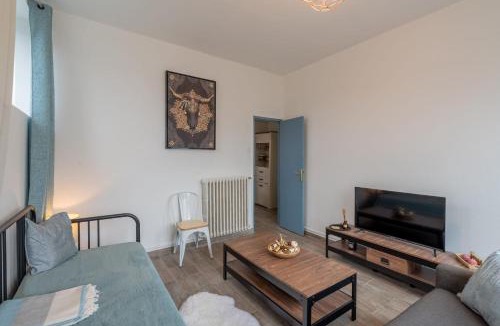 La Souterraine Apartment | Le Sostranien - Jardin - Wifi