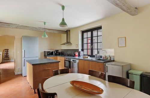 Ambillou Villa | Le Souchet – Domaine de La Trigalière with Shared Pool