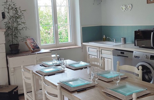 Cussay House | Le Souffle du Vent at L'Instant Présent Peaceful getaway with pool (2 pers.)