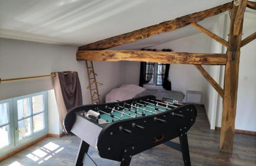 Cahuzac-sur-Vere Apartment | Le SPA d'Adélaïde son jacuzzi privé