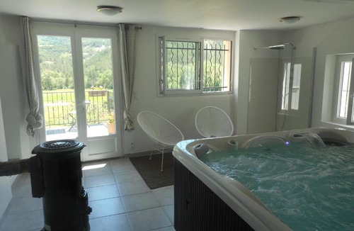 Barret-sur-Meouge House | Le spa de la Méouge