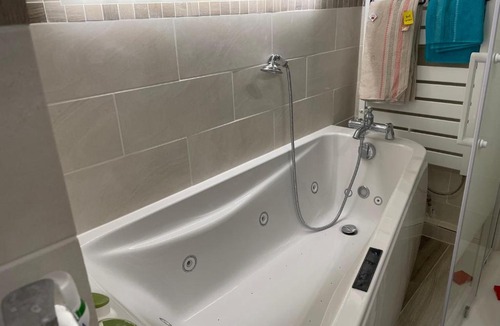 Benerville-sur-Mer Apartment | le SPA de Lily